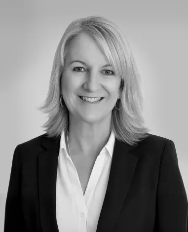 Lisa Knight Profile Image