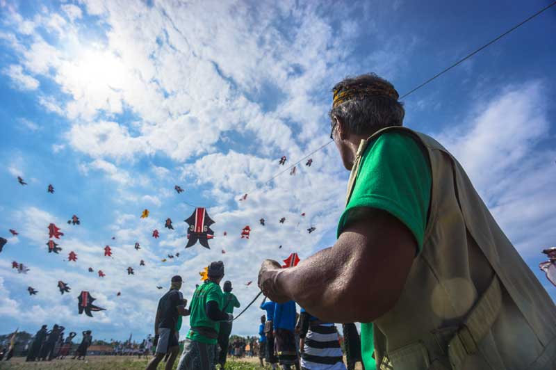 Kite Flying, Sanur Bali