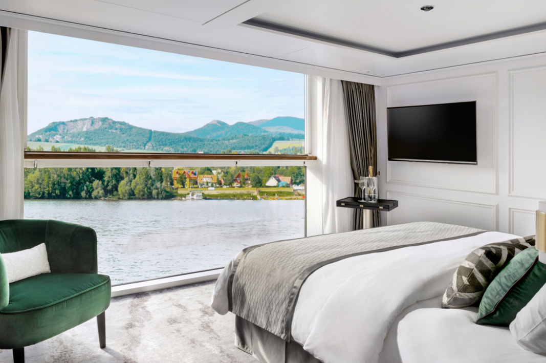 Signature French Balcony Stateroom