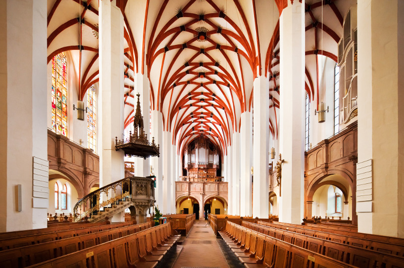 Inside St Thomas Church