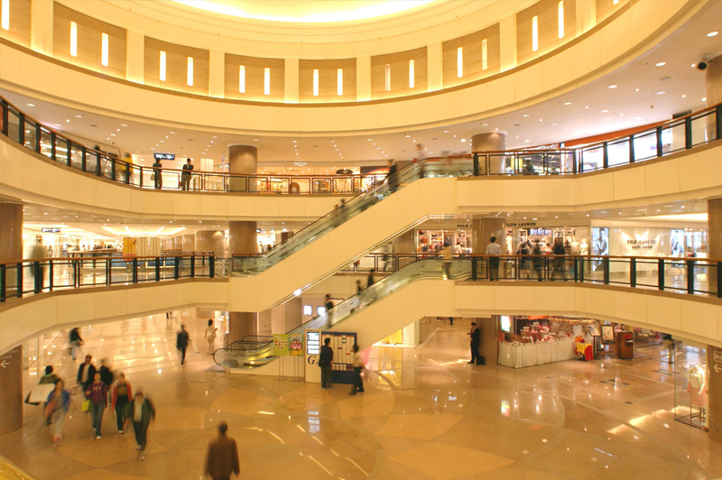 Harbour City shopping centre on Canton Road. Image: Hong Kong Tourism Board