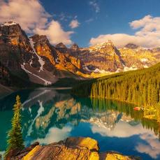 Moraine Lake Banff Canada