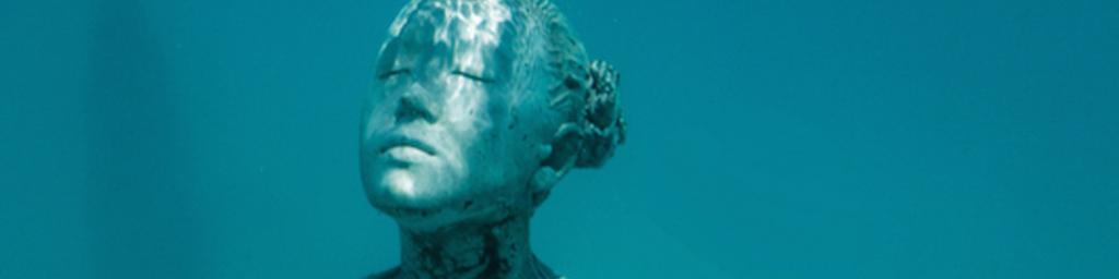 feature An underwater sculpture stands CREDIT Fairmont Maldives Sirru Fen Fushi